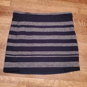 GAP navy striped skirt